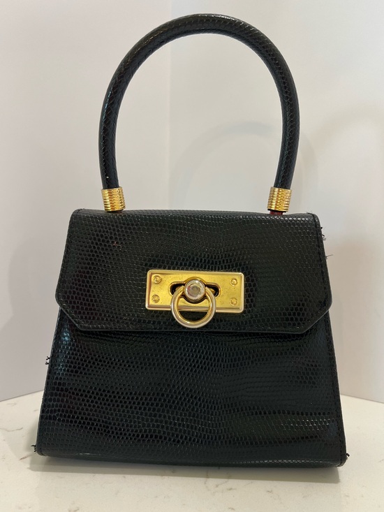 Vintage Handbags - Vintage Black Faux Lizard Top Handle Handbag Gold Tone Ring Clasp